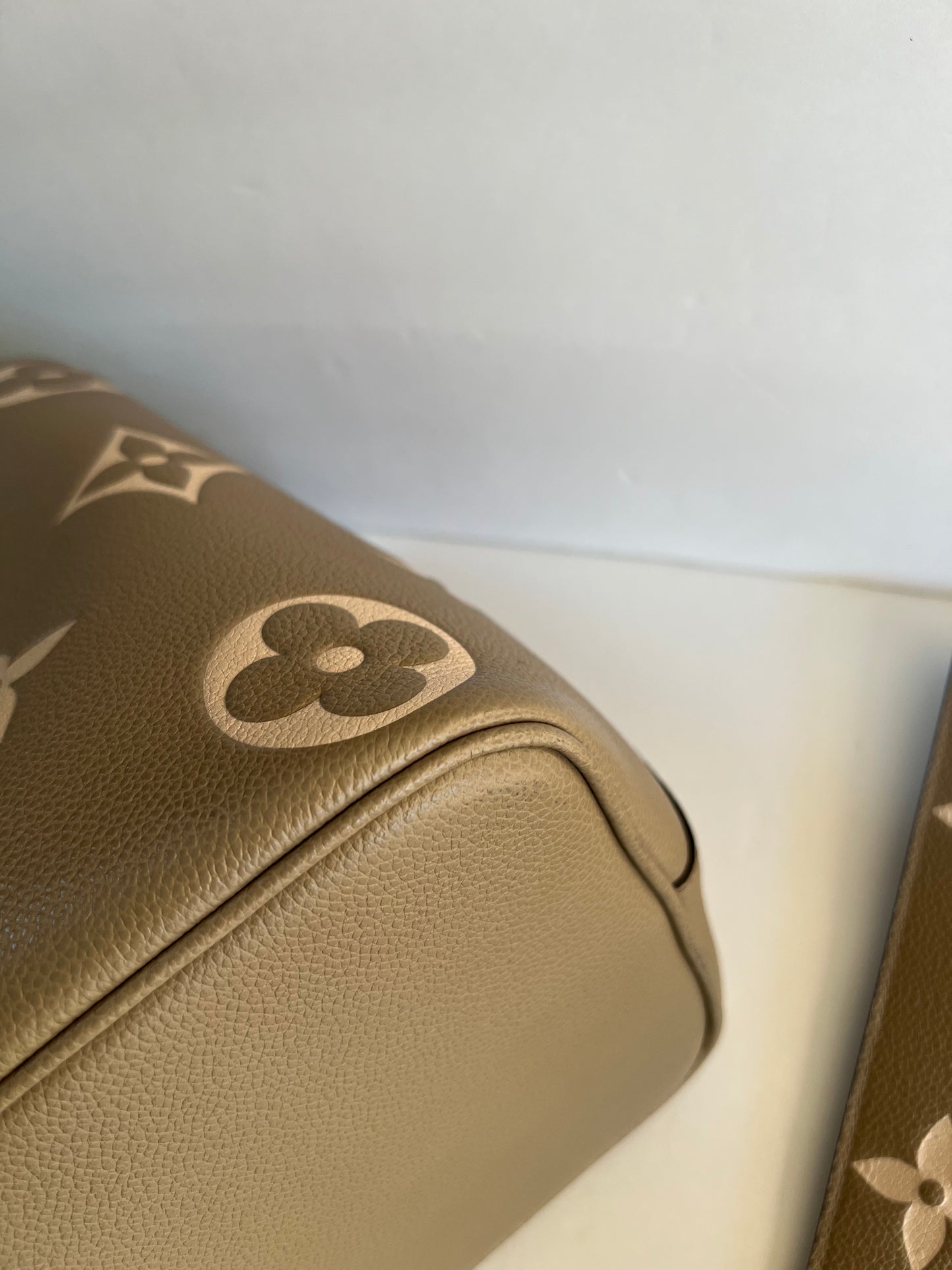 Neonoe MM + Sarah Wallet Bicolor Dove Cream