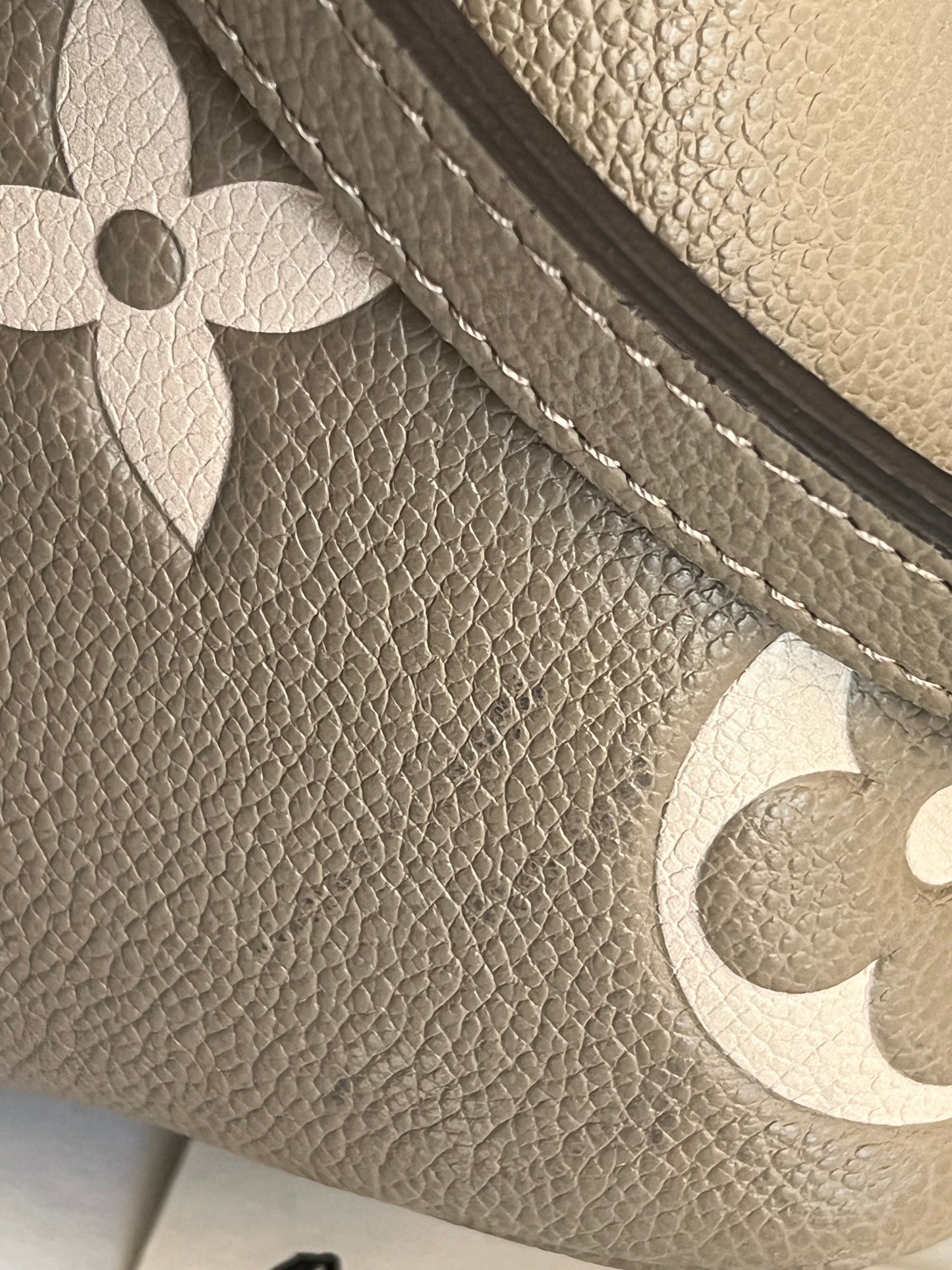 Neonoe MM + Sarah Wallet Bicolor Dove Cream