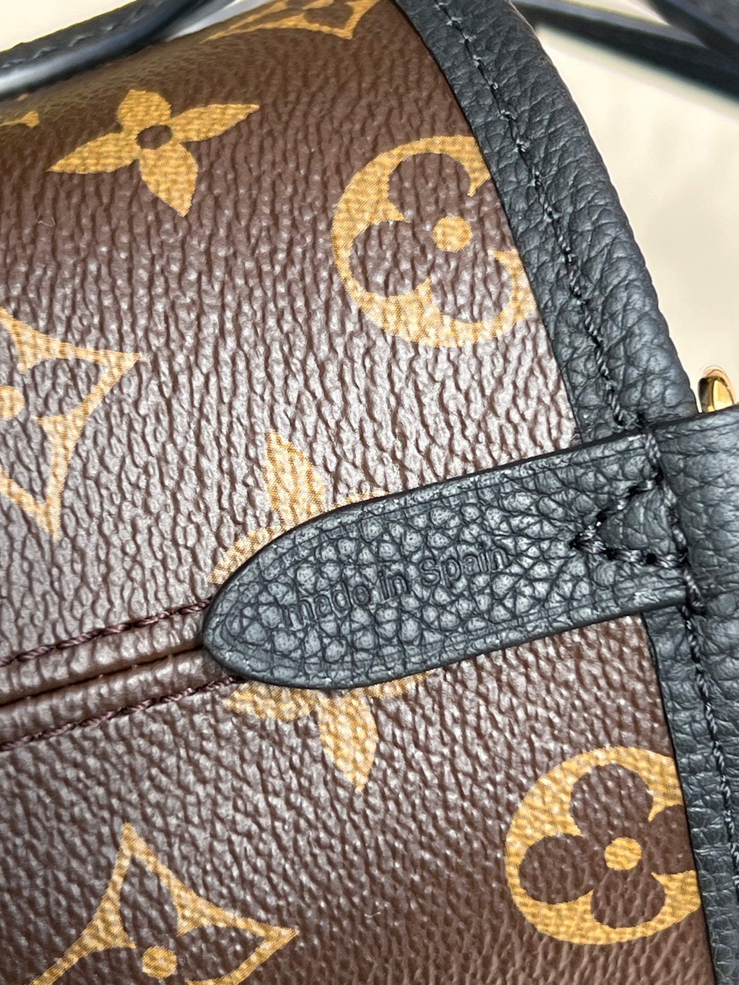 Neverfull Bandouliere Inside Out BB Noir