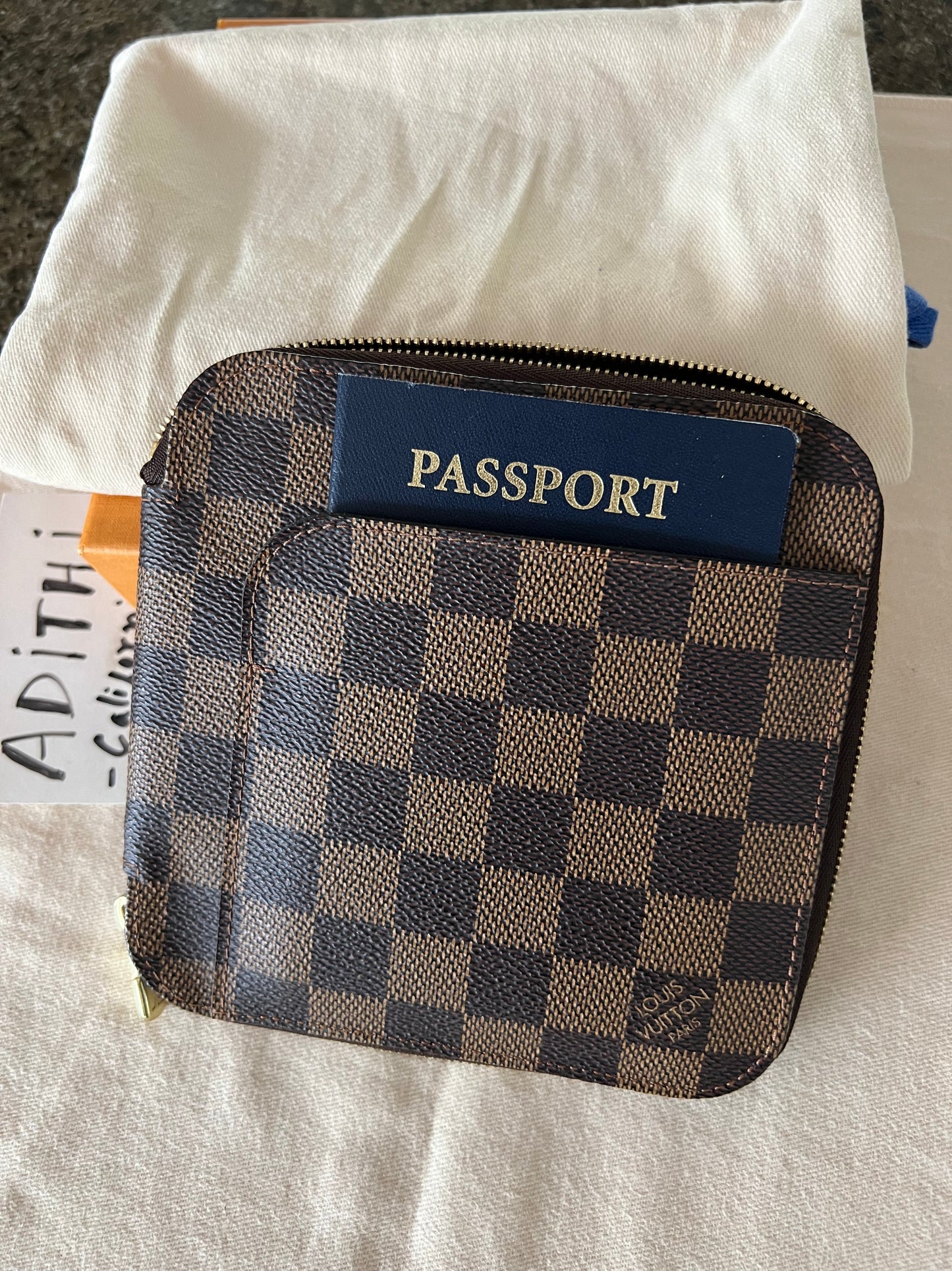 Olav Organizer Wallet