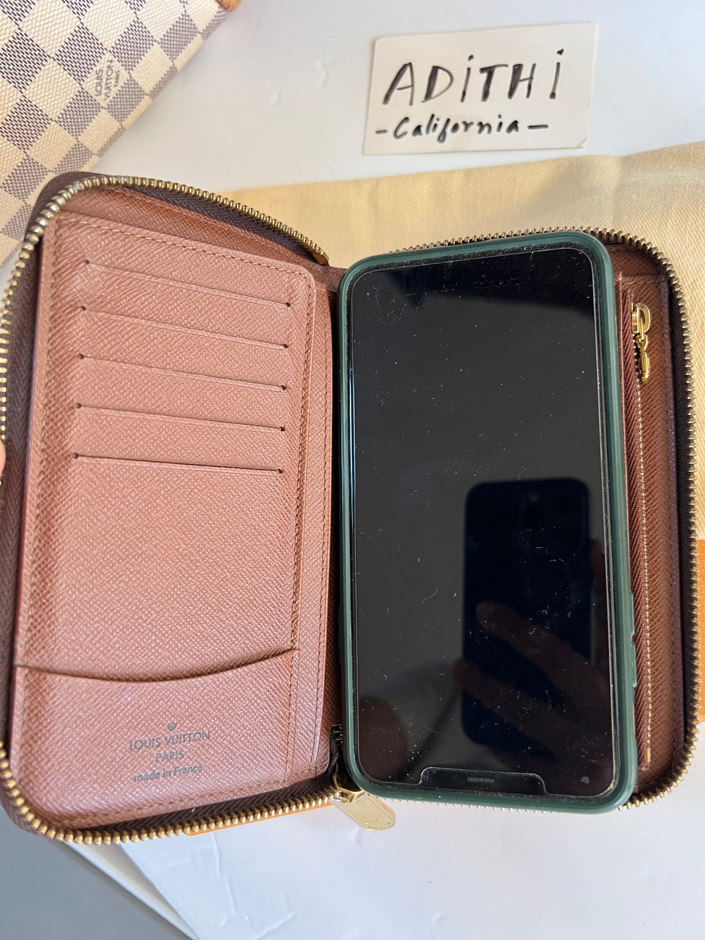 Zippy Compact Wallet