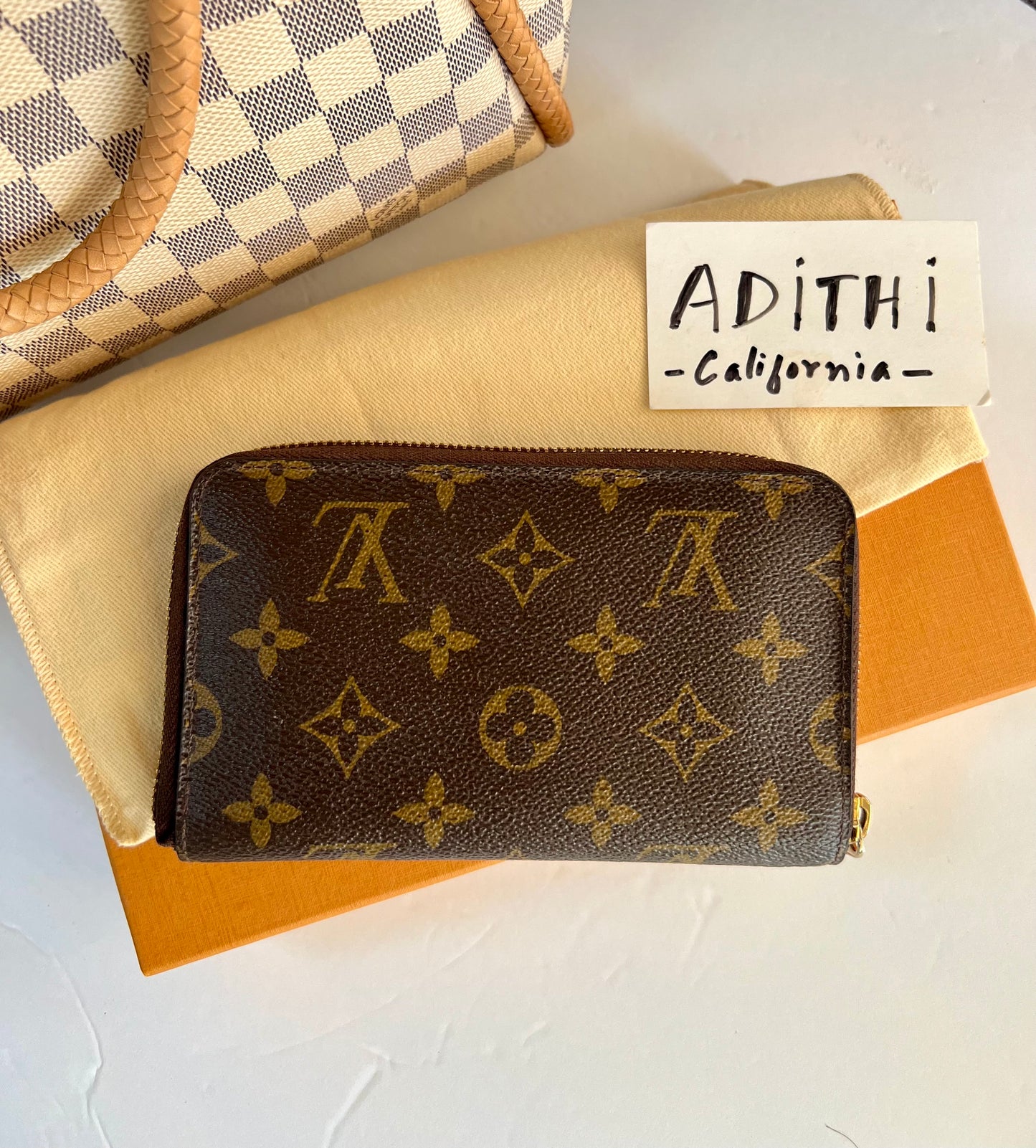 Zippy Compact Wallet