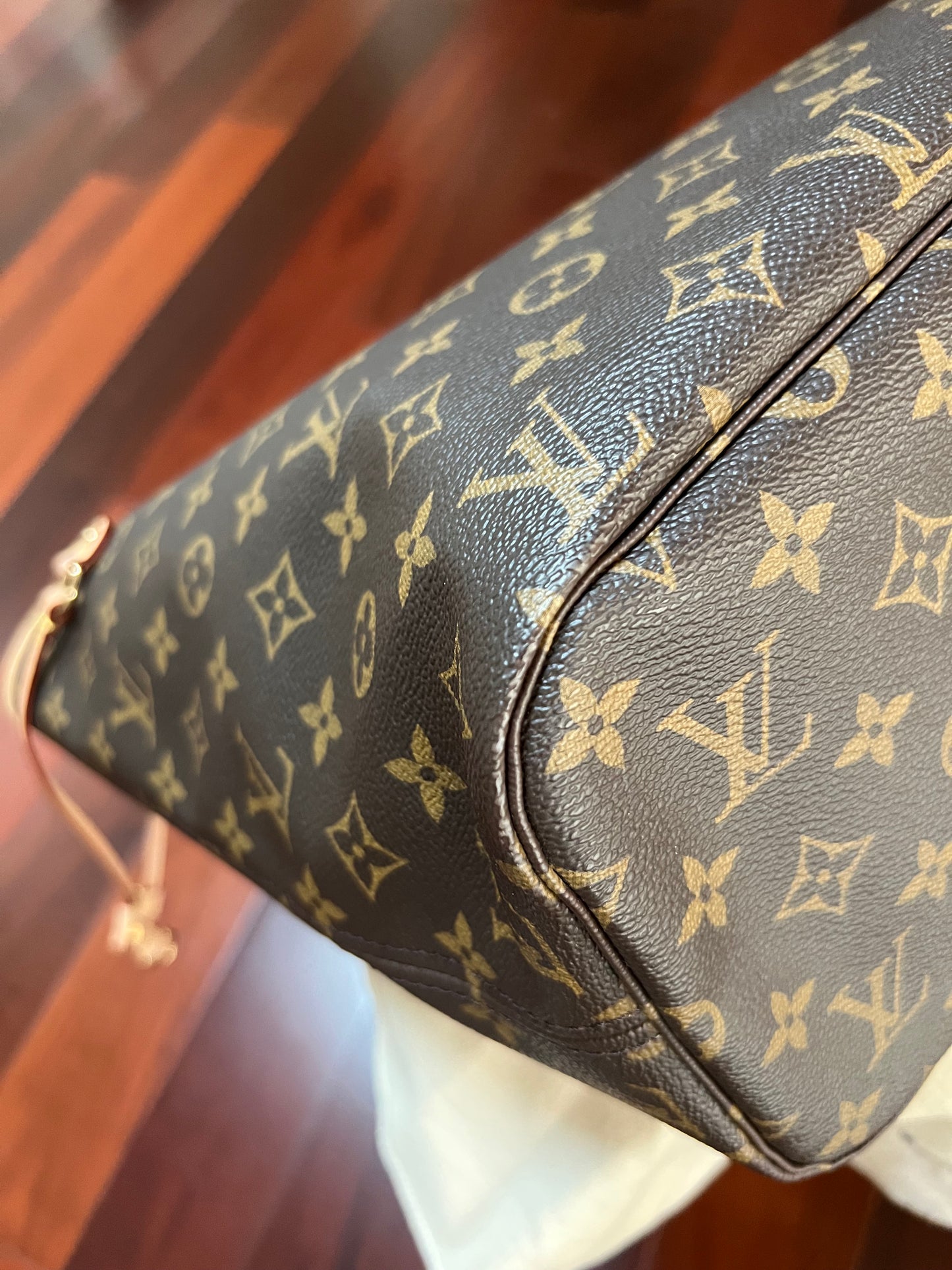 Neverfull MM Beige