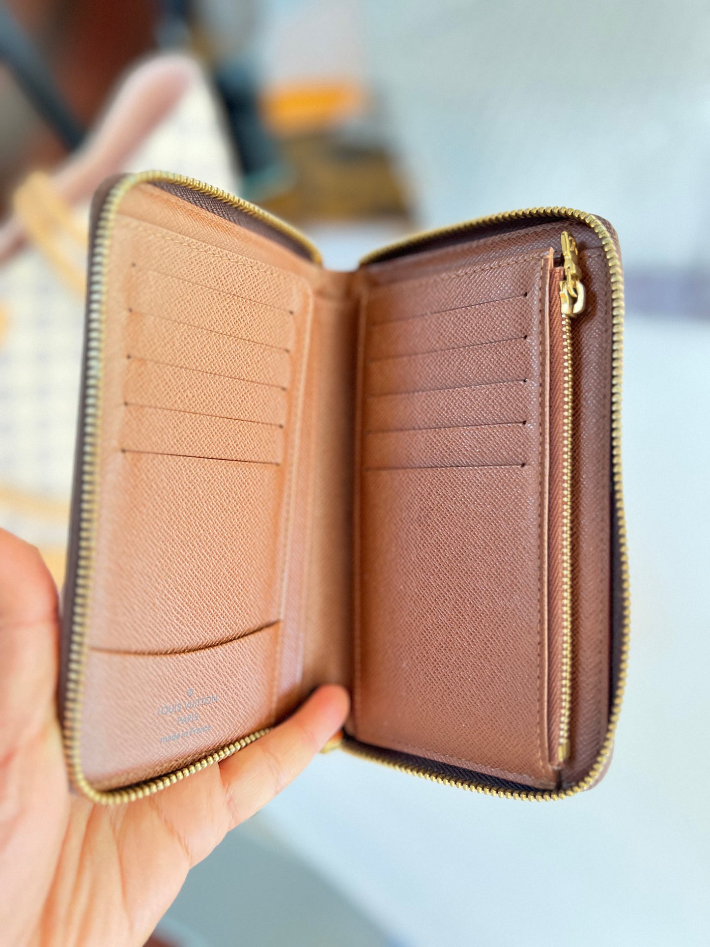 Zippy Compact Wallet