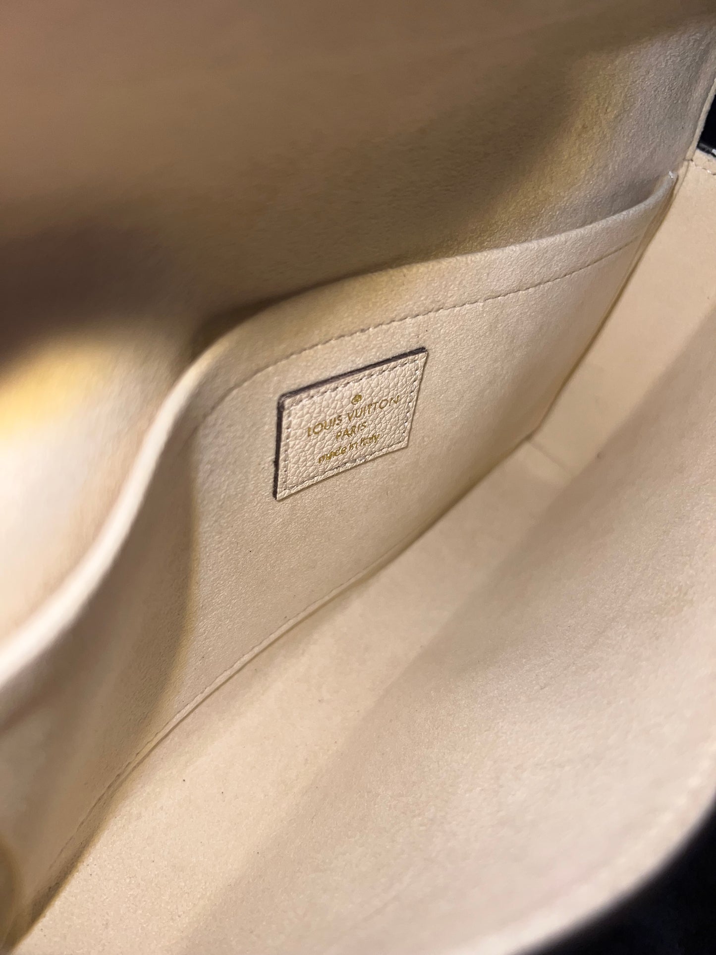 Felicie Pochette Cream