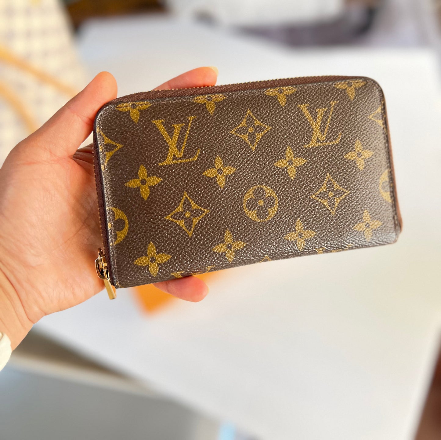 Zippy Compact Wallet