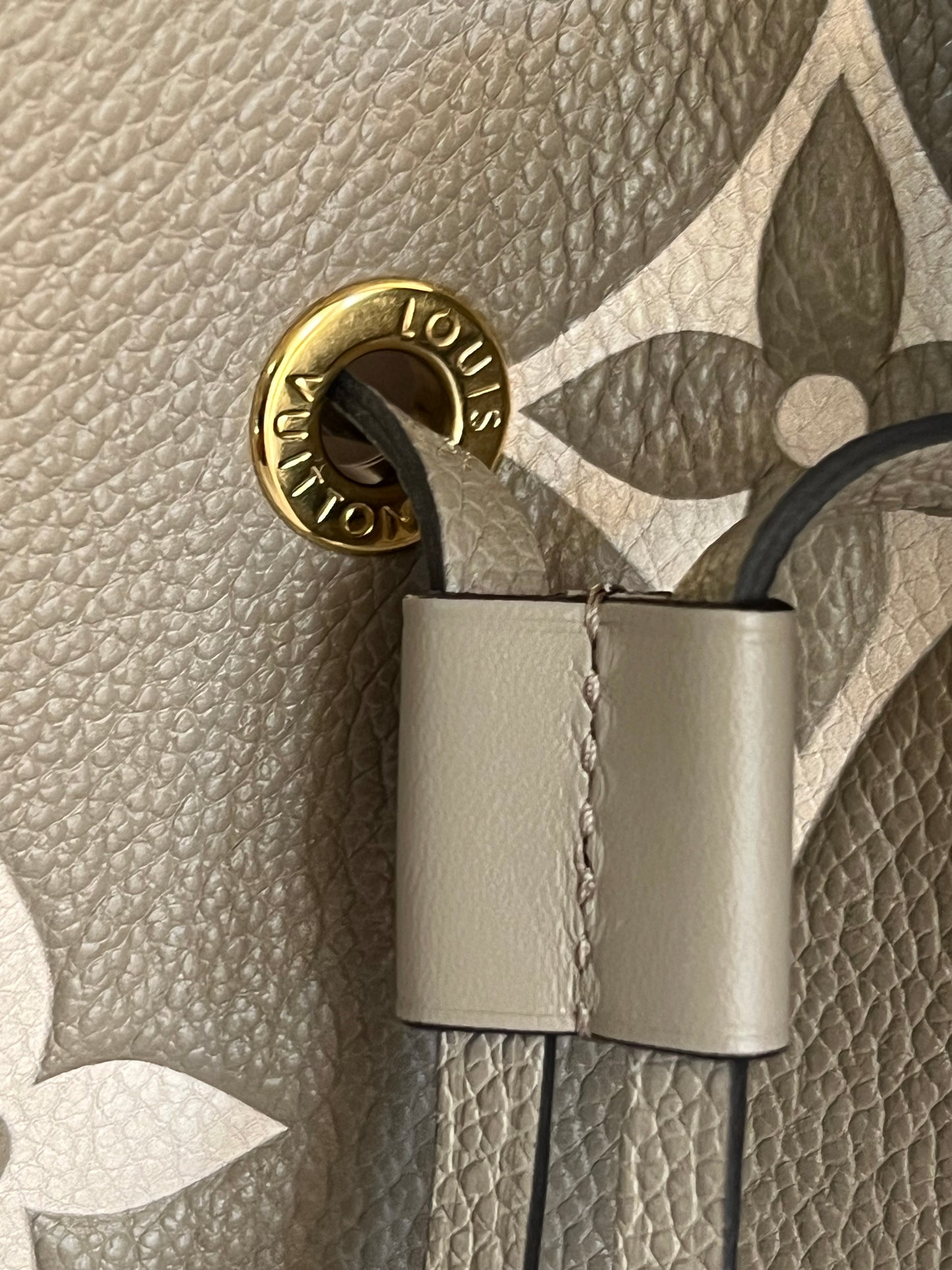 Neonoe MM + Sarah Wallet Bicolor Dove Cream