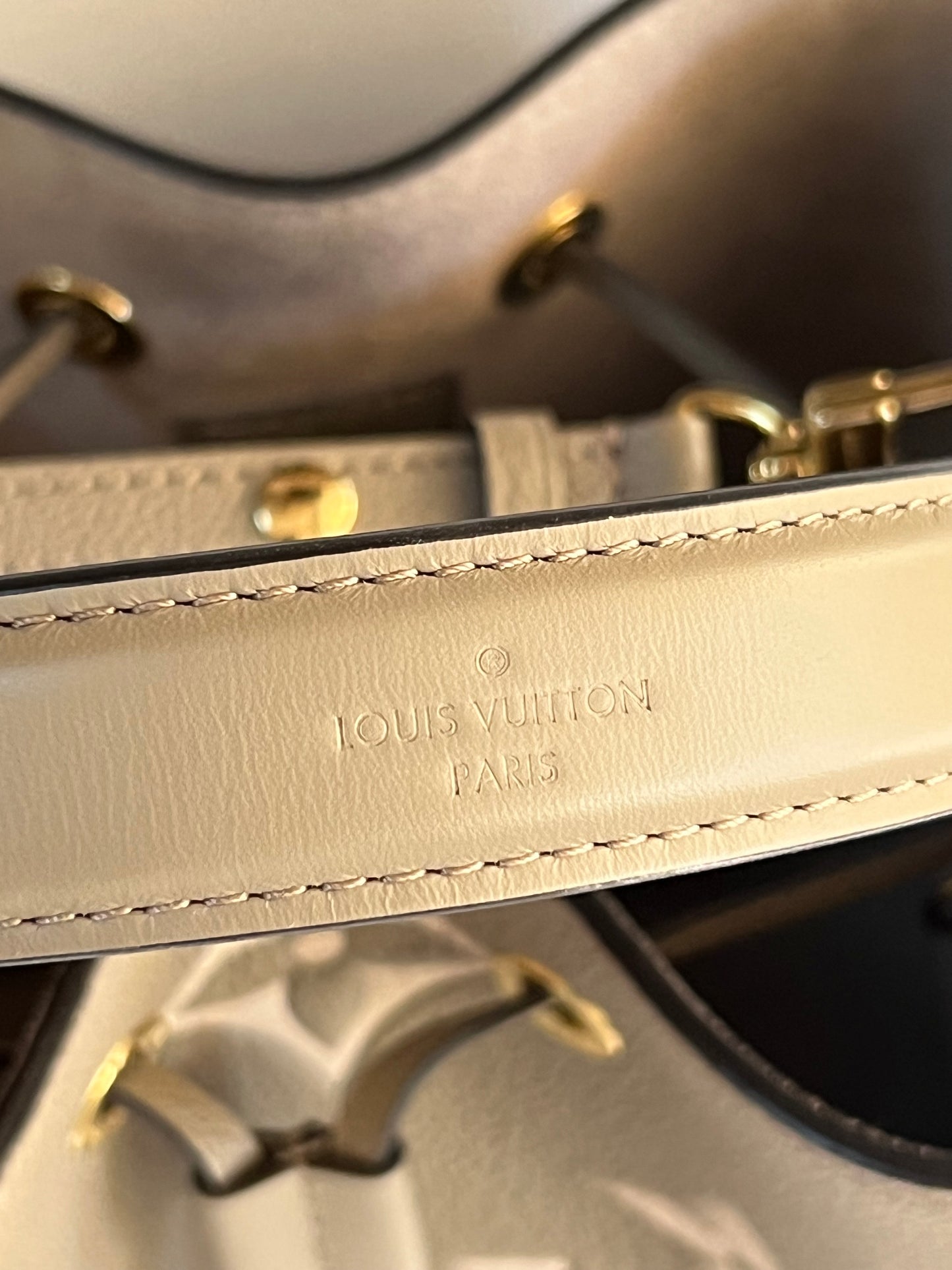 Neonoe MM + Sarah Wallet Bicolor Dove Cream