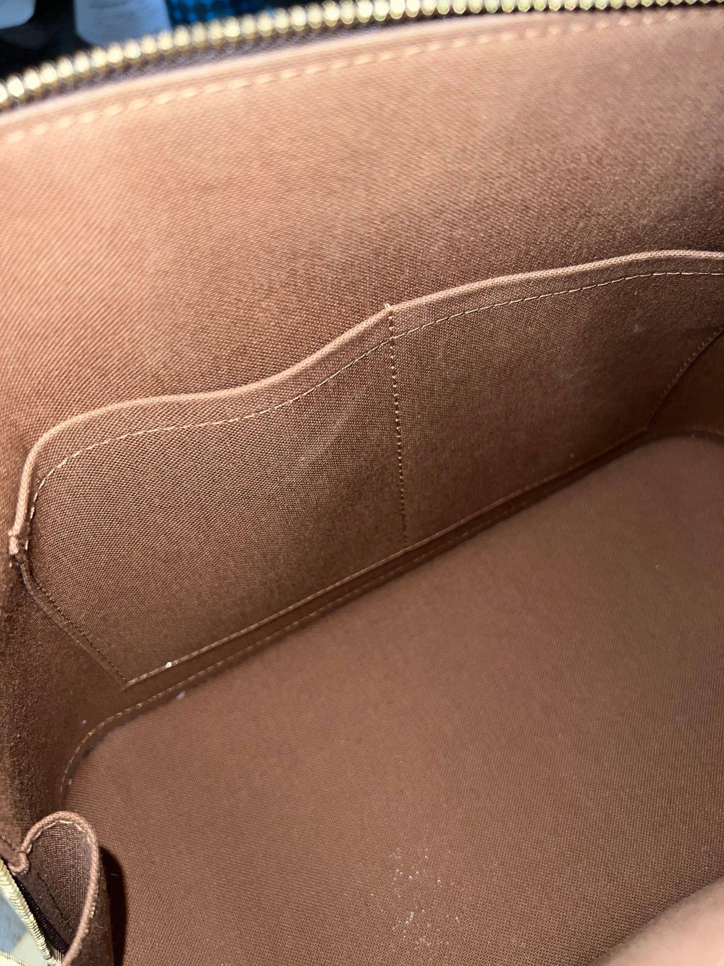 Alma PM Metal Stones