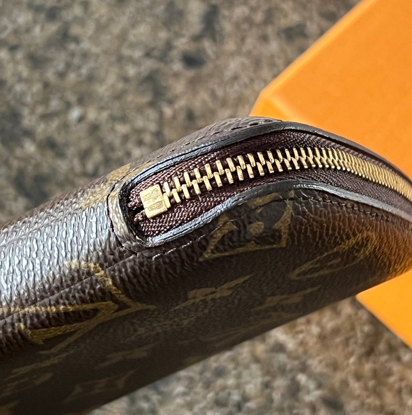 Geode Organizer Wallet