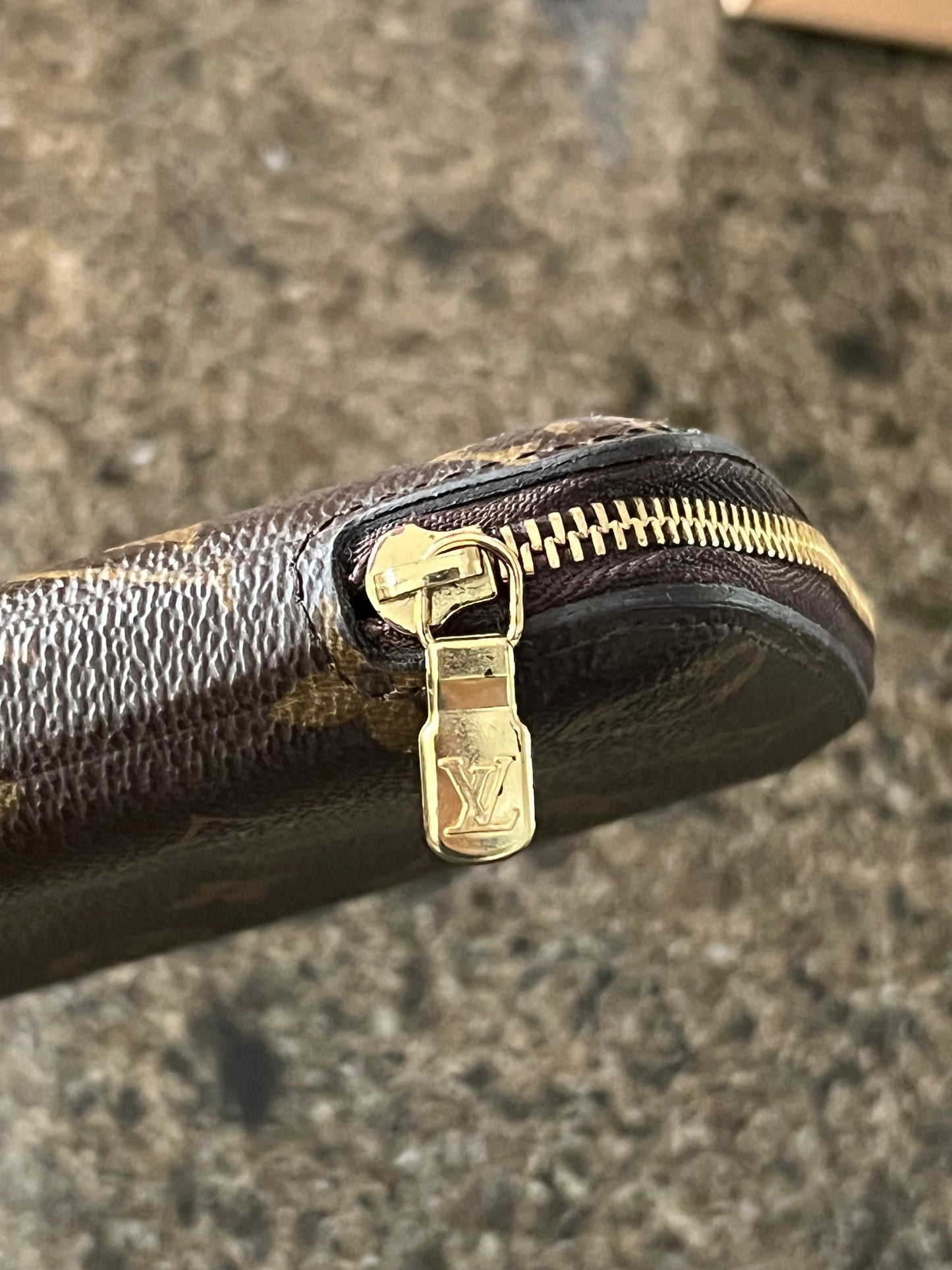 Geode Organizer Wallet