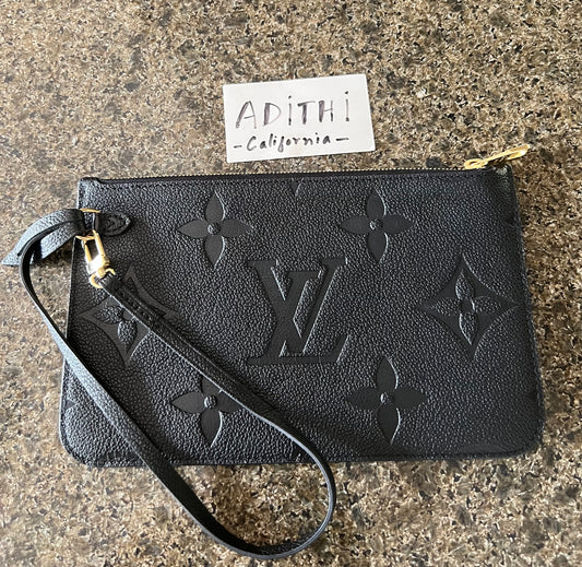 Neverfull MM Pouch Empreinte Noir