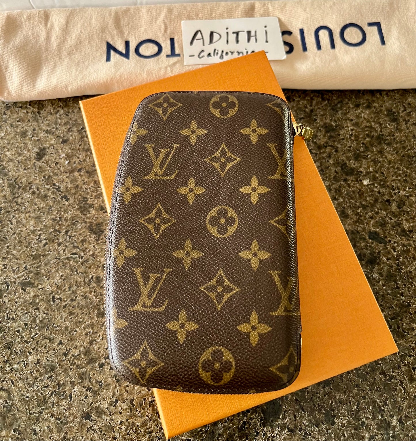 Geode Organizer Wallet