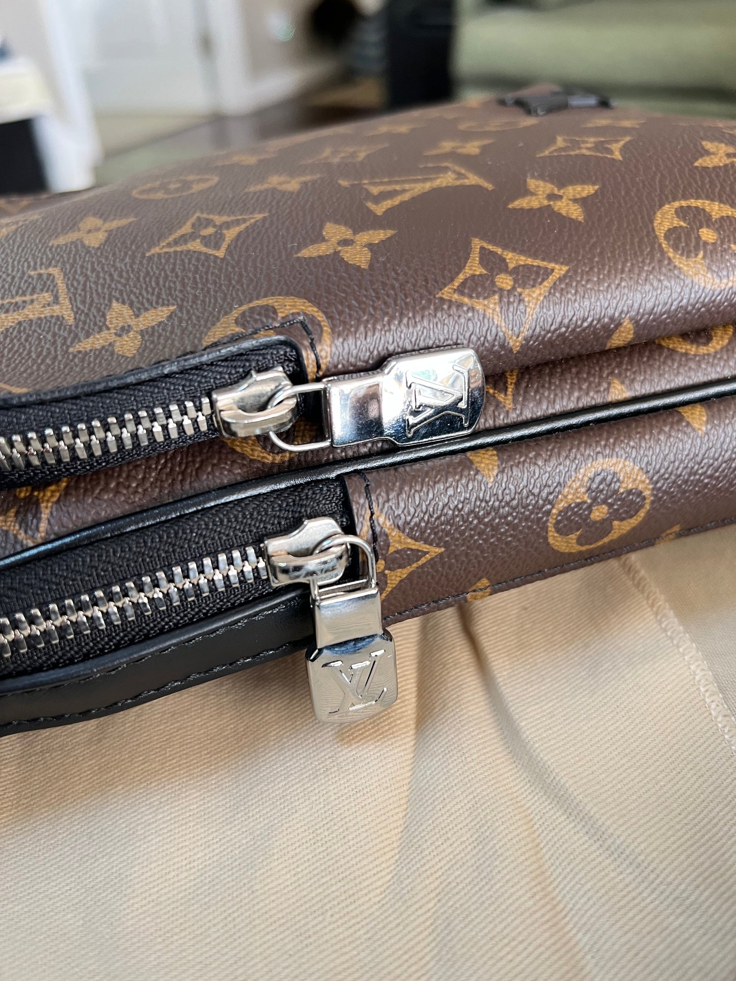 Avenue Slingbag Macassar