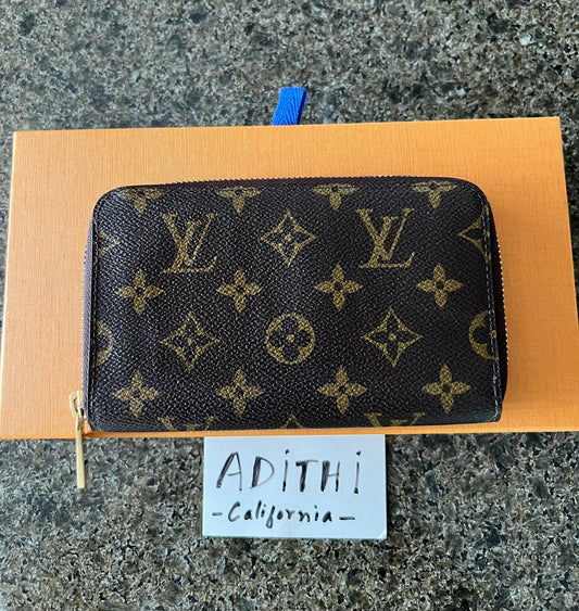 Zippy Compact Wallet