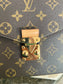 Pochette Metis