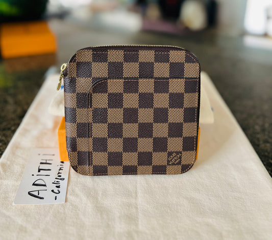 Olav Organizer Wallet