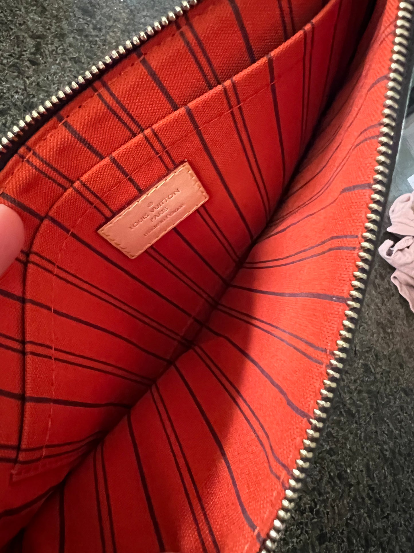 Neverfull GM Pouch Orange