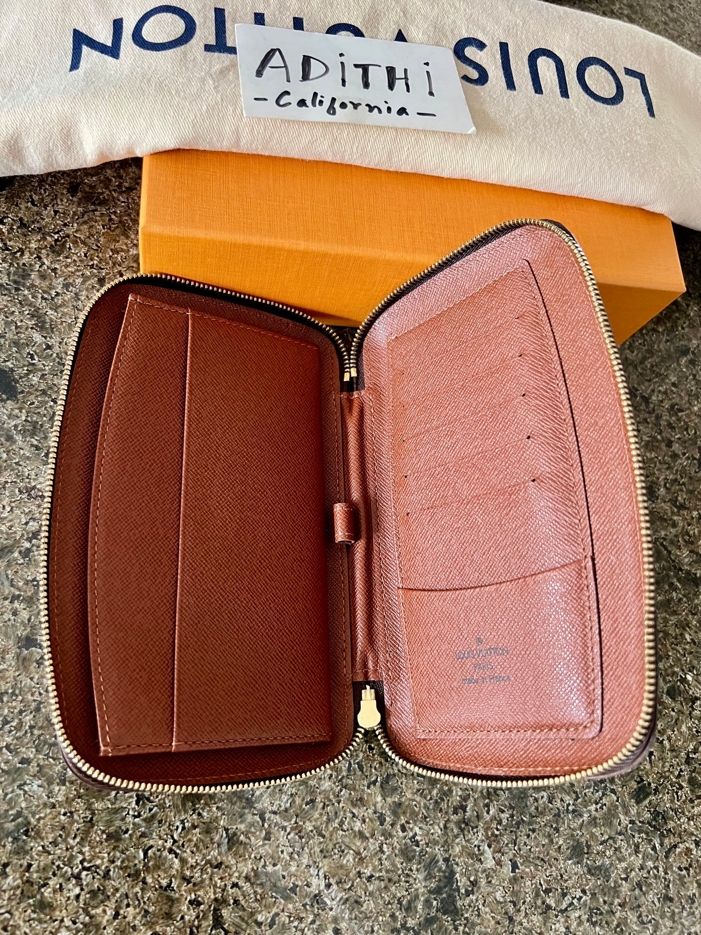 Geode Organizer Wallet