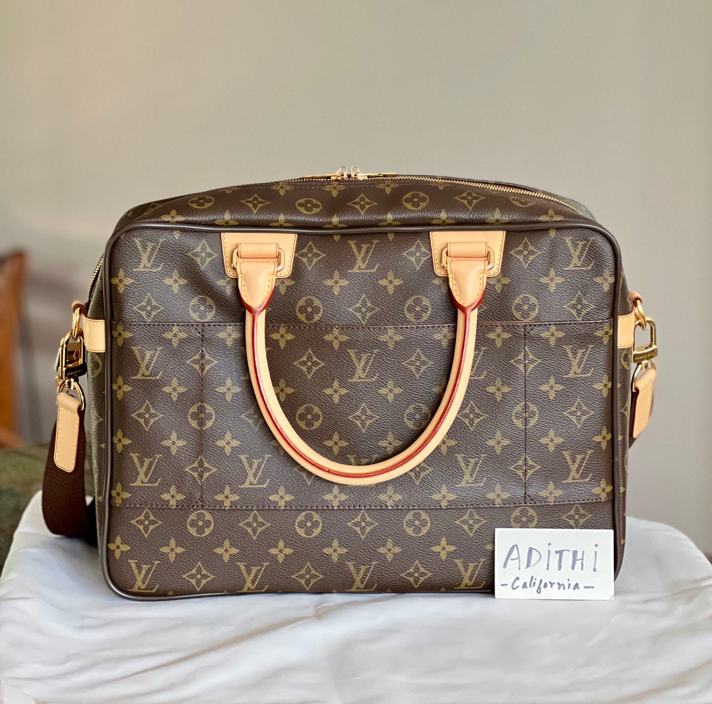 Icare Travel Bag