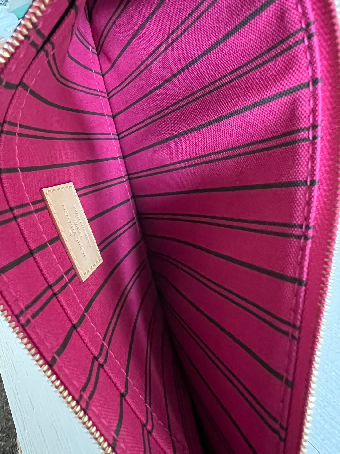 Neverfull GM Pouch Pivoine