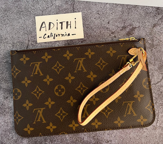 Neverfull MM Pouch Beige