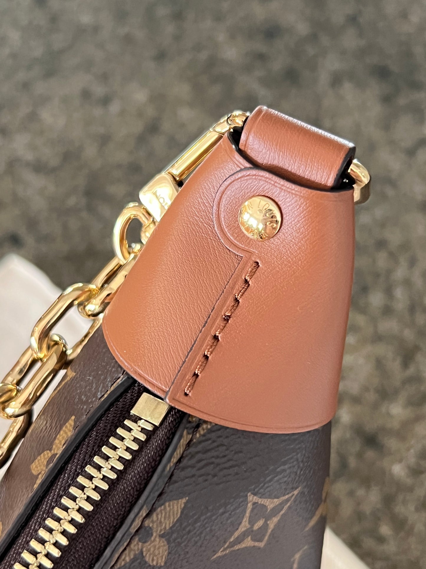 Loop Hobo with Pouch