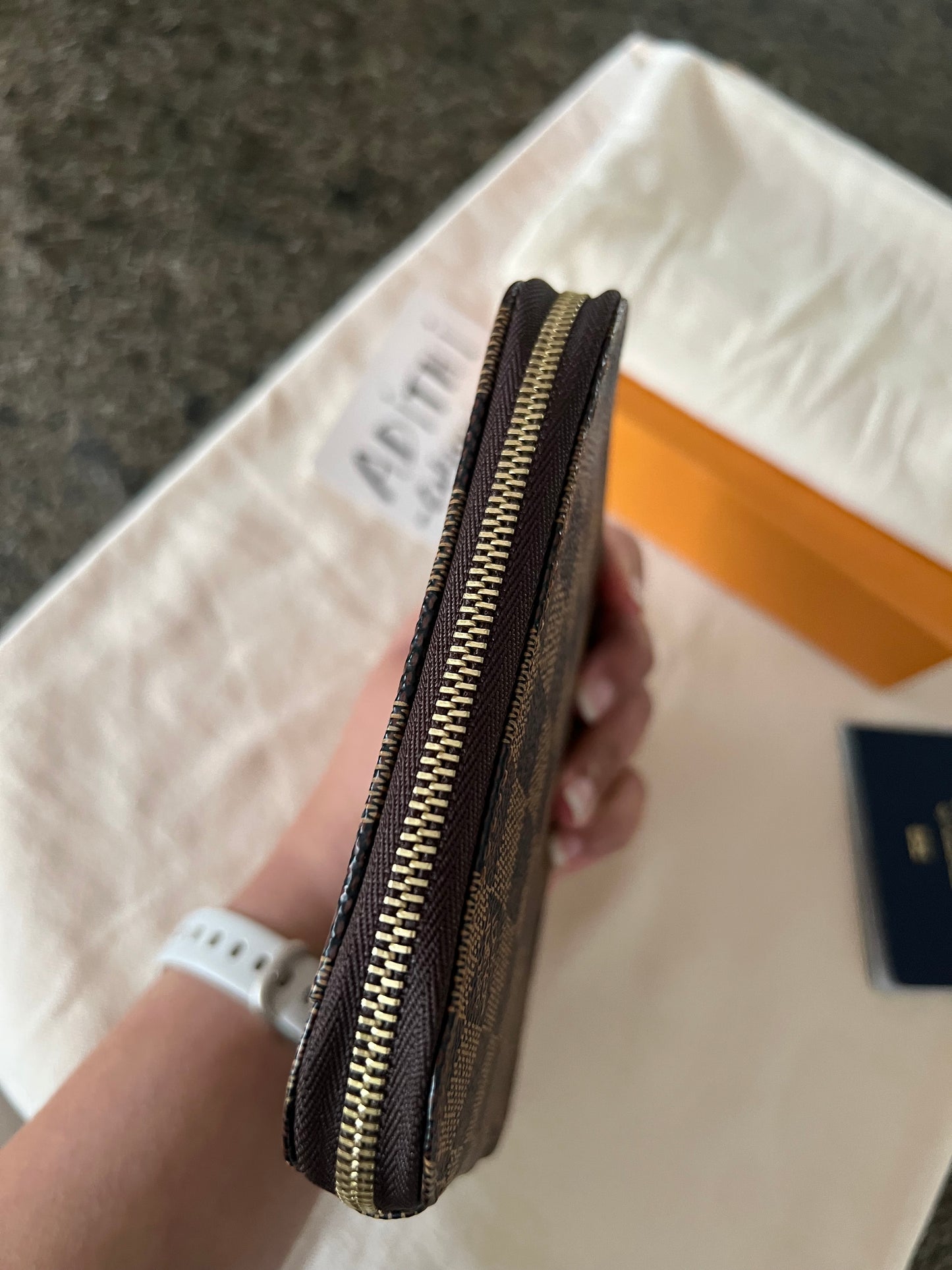 Olav Organizer Wallet