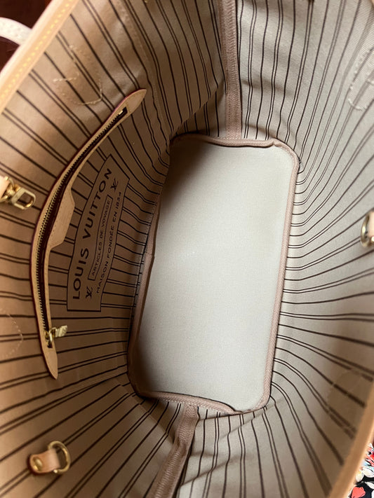 Neverfull MM Beige