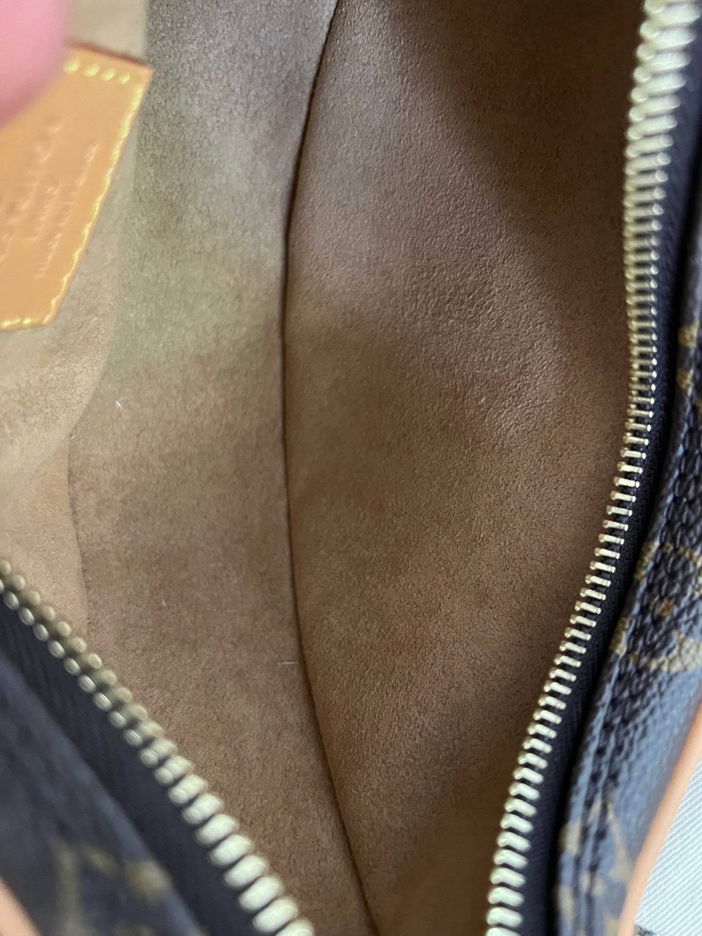 Loop Crossbody