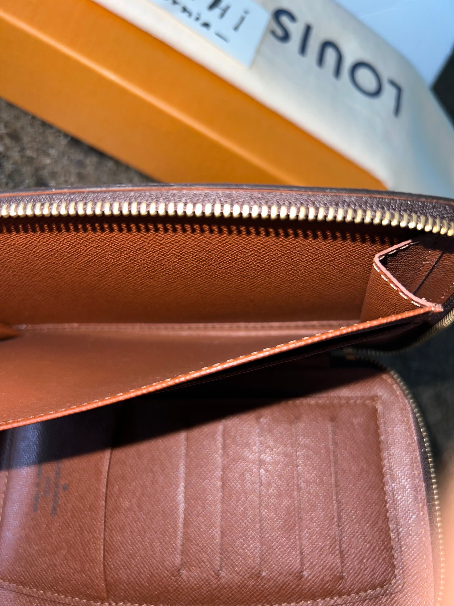 Geode Organizer Wallet