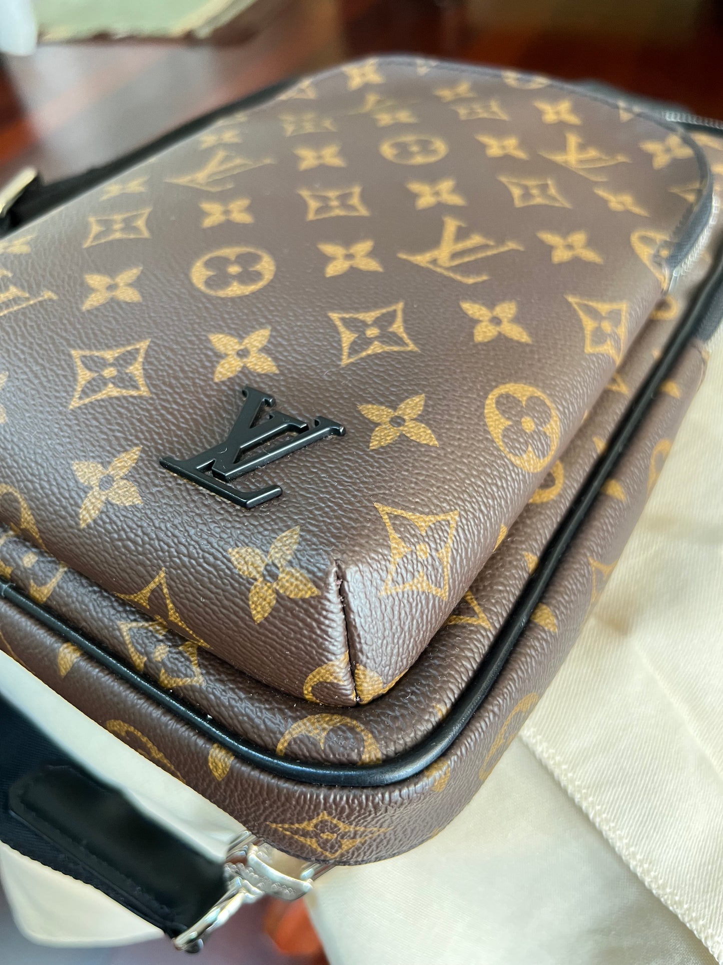 Avenue Slingbag Macassar