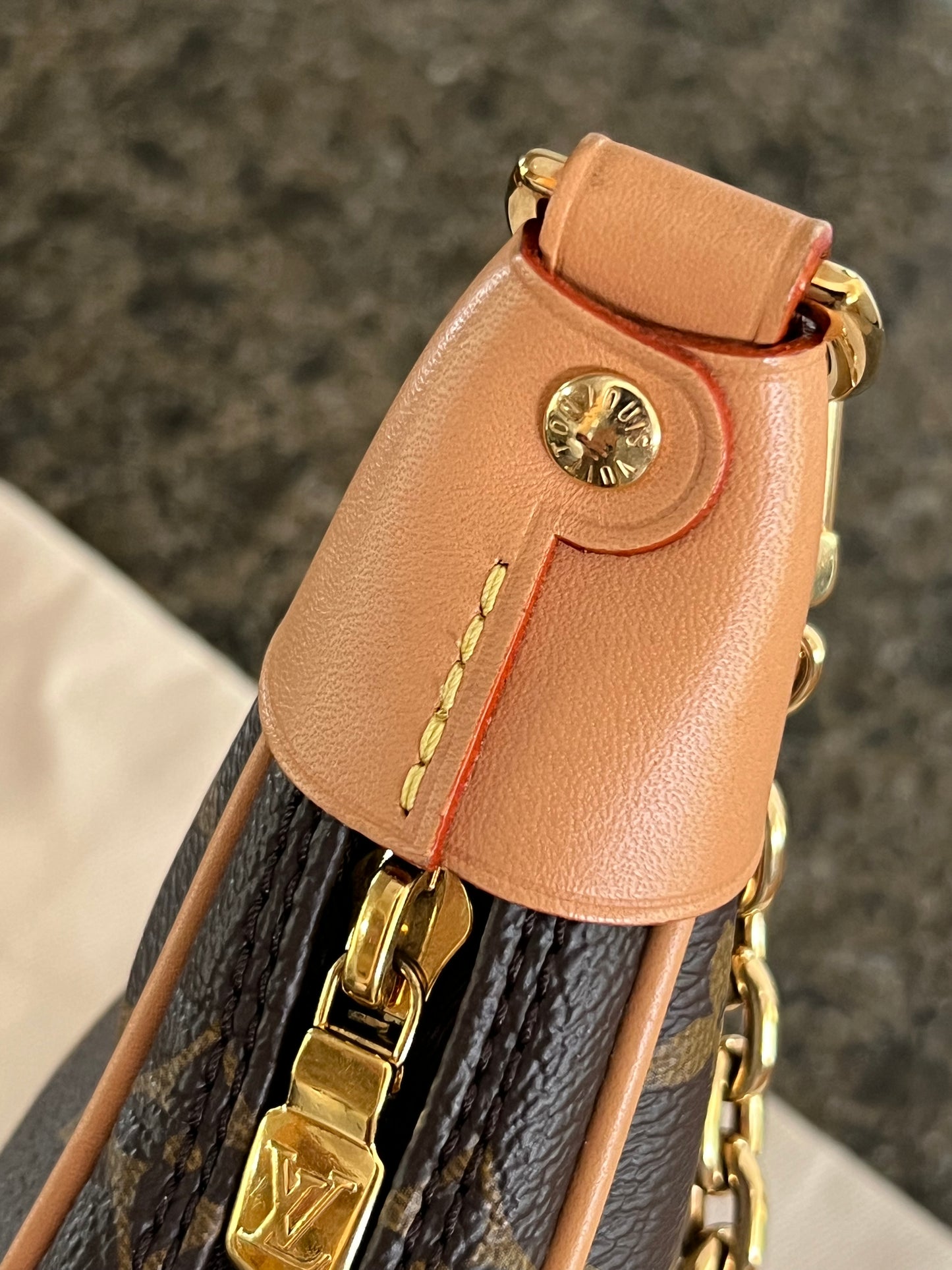 Loop Crossbody