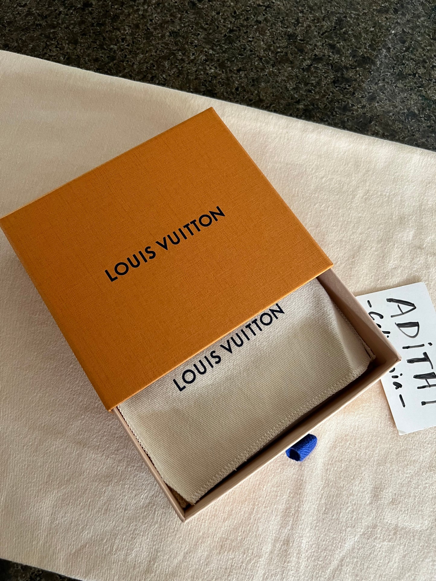 Recto Verso Card Holder