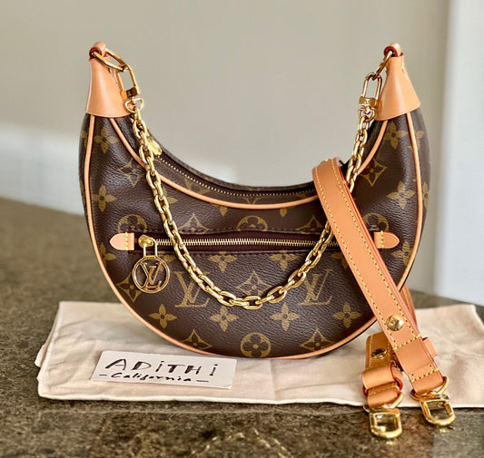Loop Crossbody