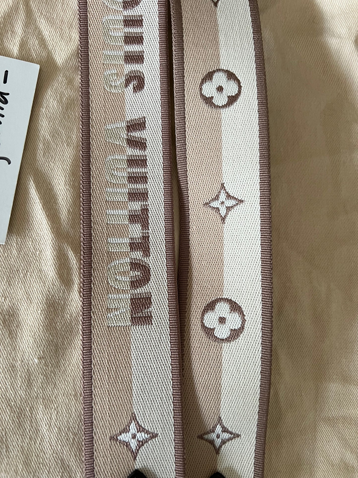 Neverfull BB Beige