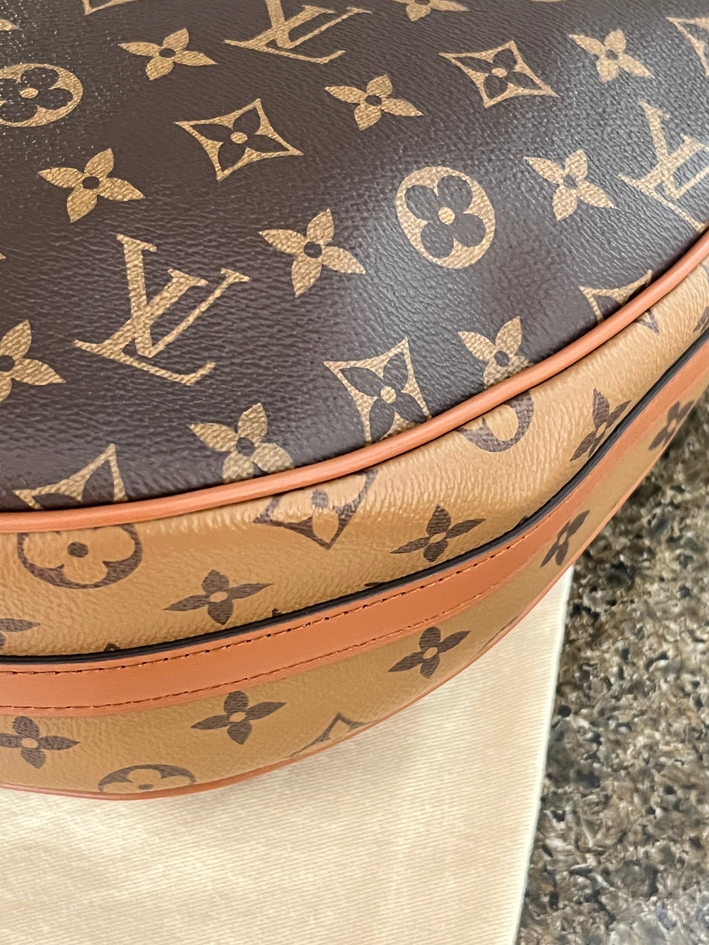 Loop Hobo with Pouch