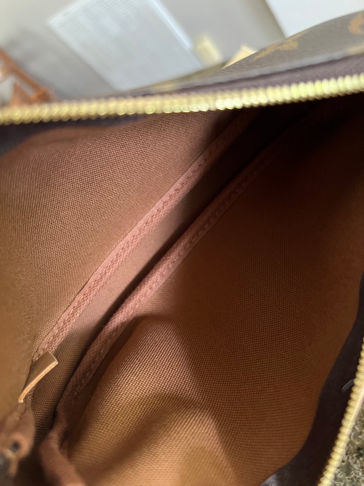 Multi Pochette Accessories World Tour