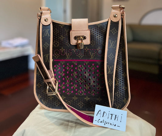 Musette Perforated Fuchsia