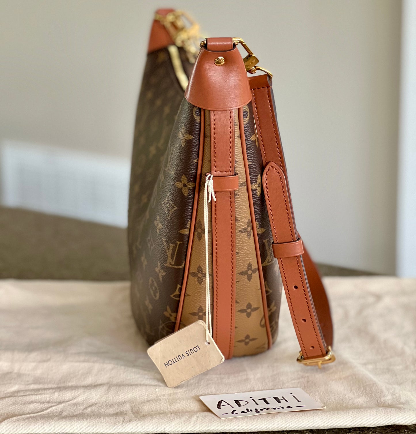 Loop Hobo with Pouch