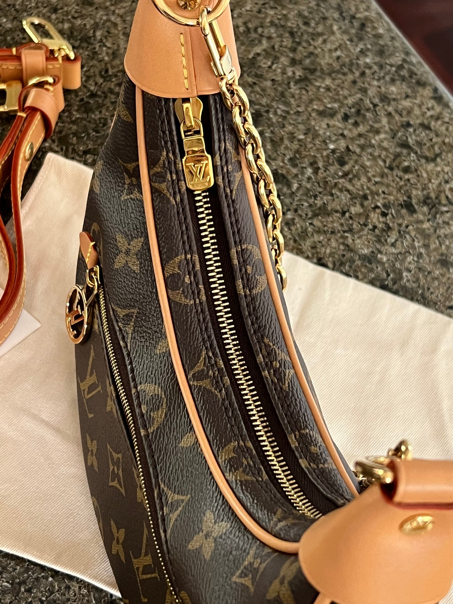 Loop Crossbody