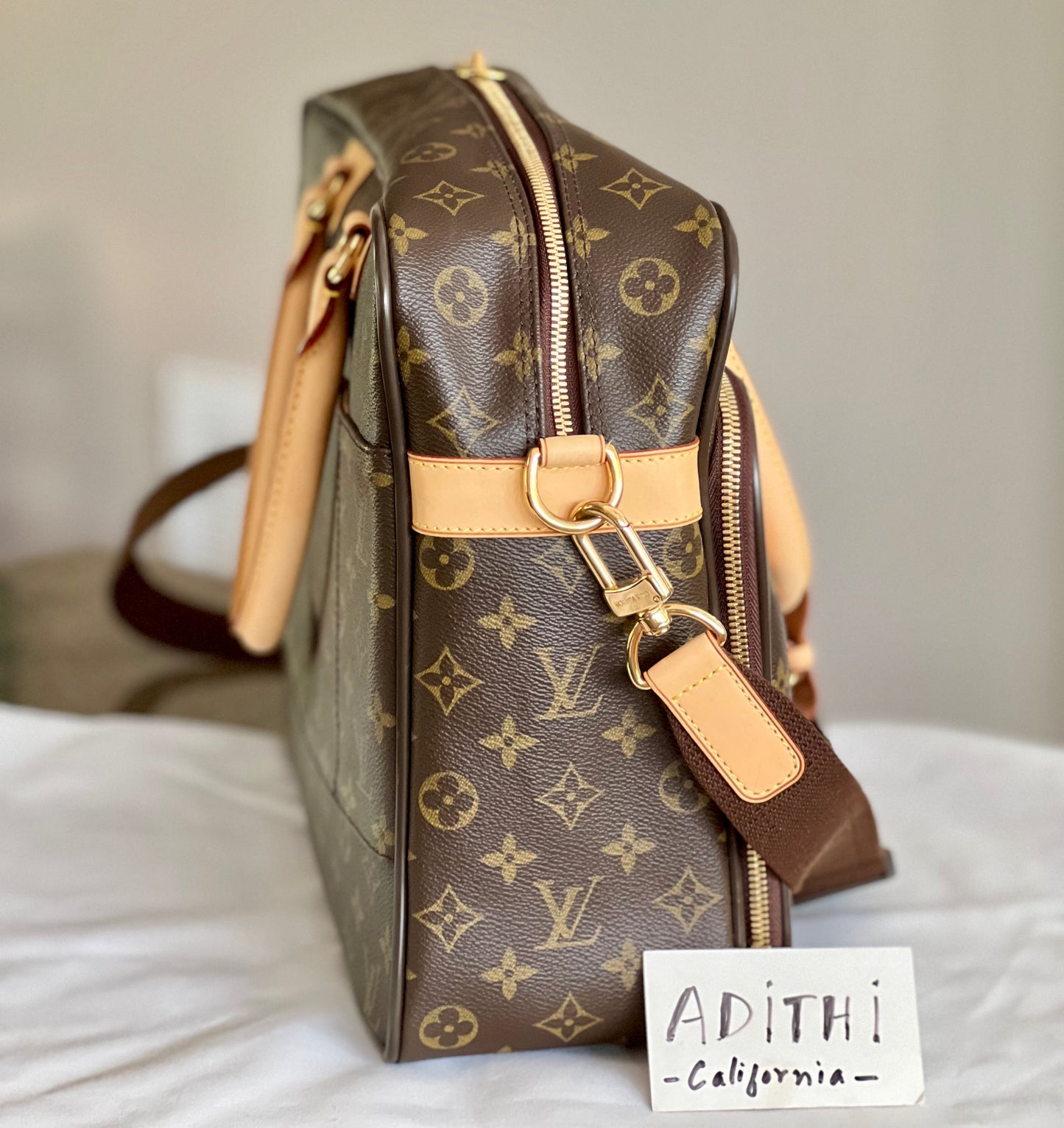 Icare Travel Bag